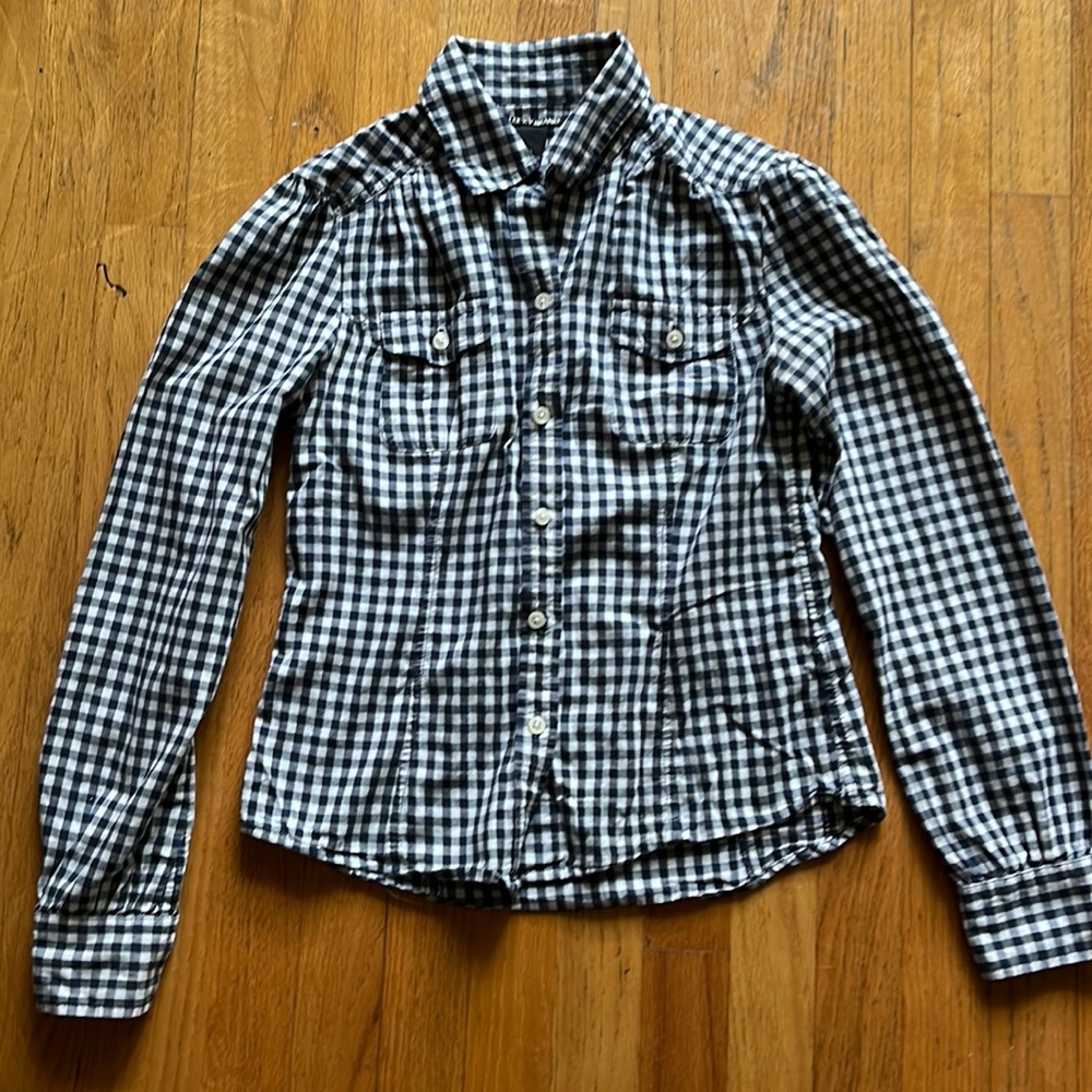 Lucky Brand Button down long sleeve shirt XS